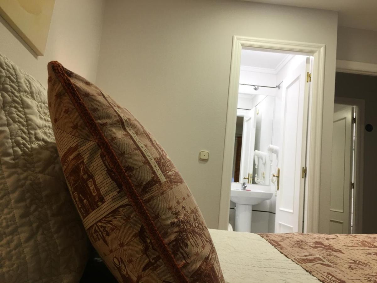 Hostal Restaurante Alarico Allariz Dış mekan fotoğraf